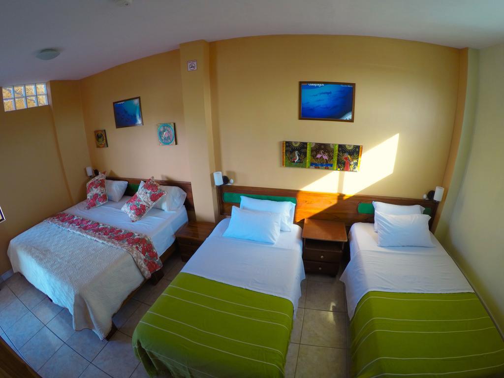 Dolphin House Hotel Puerto Baquerizo Moreno Eksteriør billede