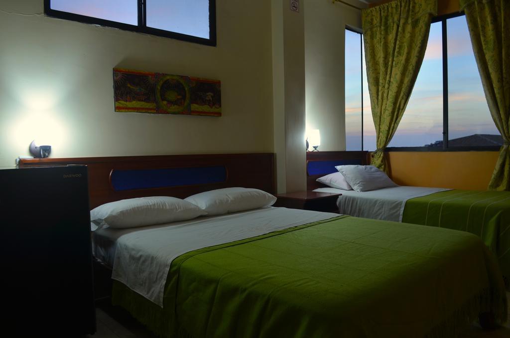 Dolphin House Hotel Puerto Baquerizo Moreno Eksteriør billede